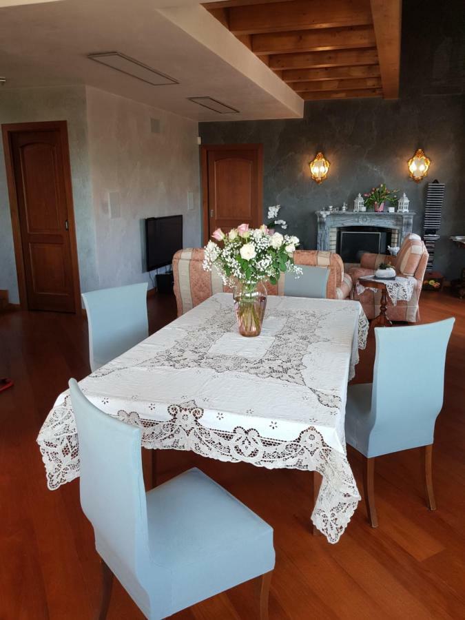 코메리오 Il Sasso Bianco B&B 외부 사진