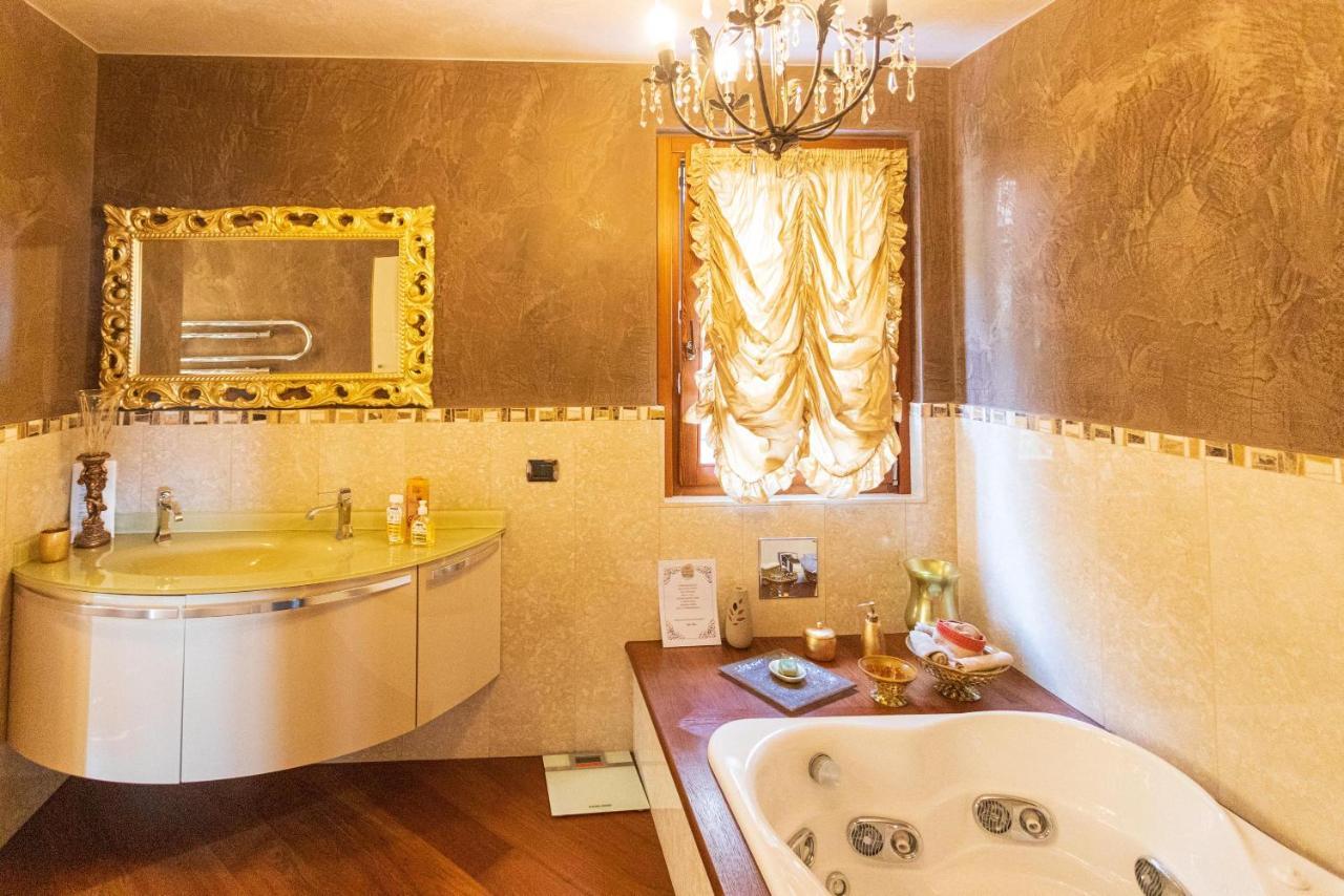 코메리오 Il Sasso Bianco B&B 외부 사진