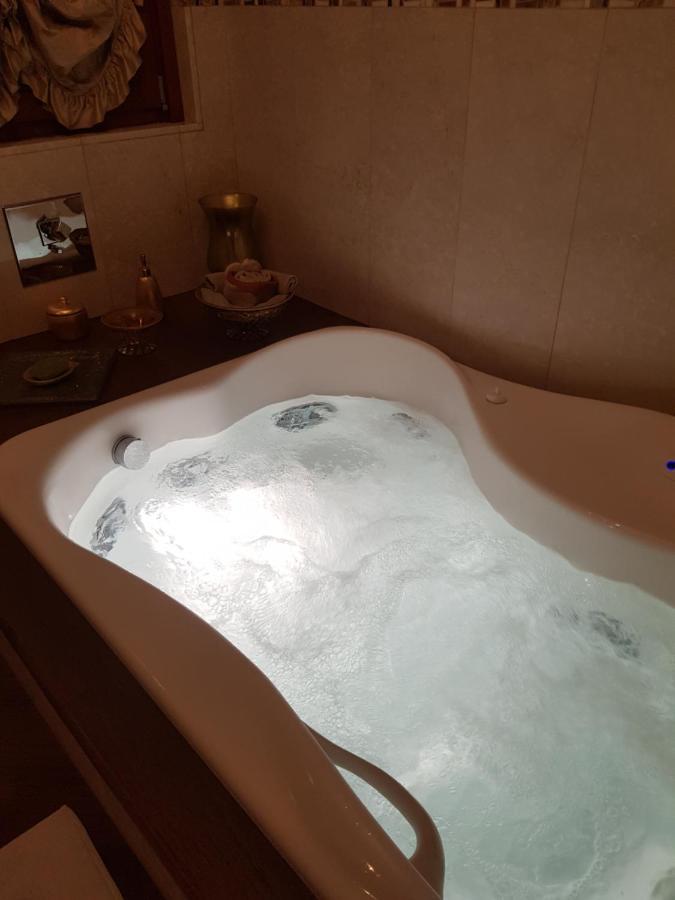 코메리오 Il Sasso Bianco B&B 외부 사진